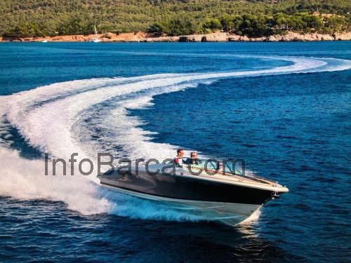 Chris Craft Corsair 32 Heritage Edition scheda tecnica e recensioni